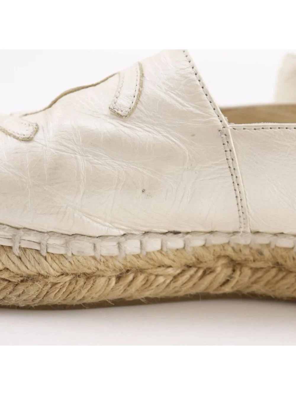 Chanel Espadrilles CC Logo B Lambskin White Slip Ons Slipper